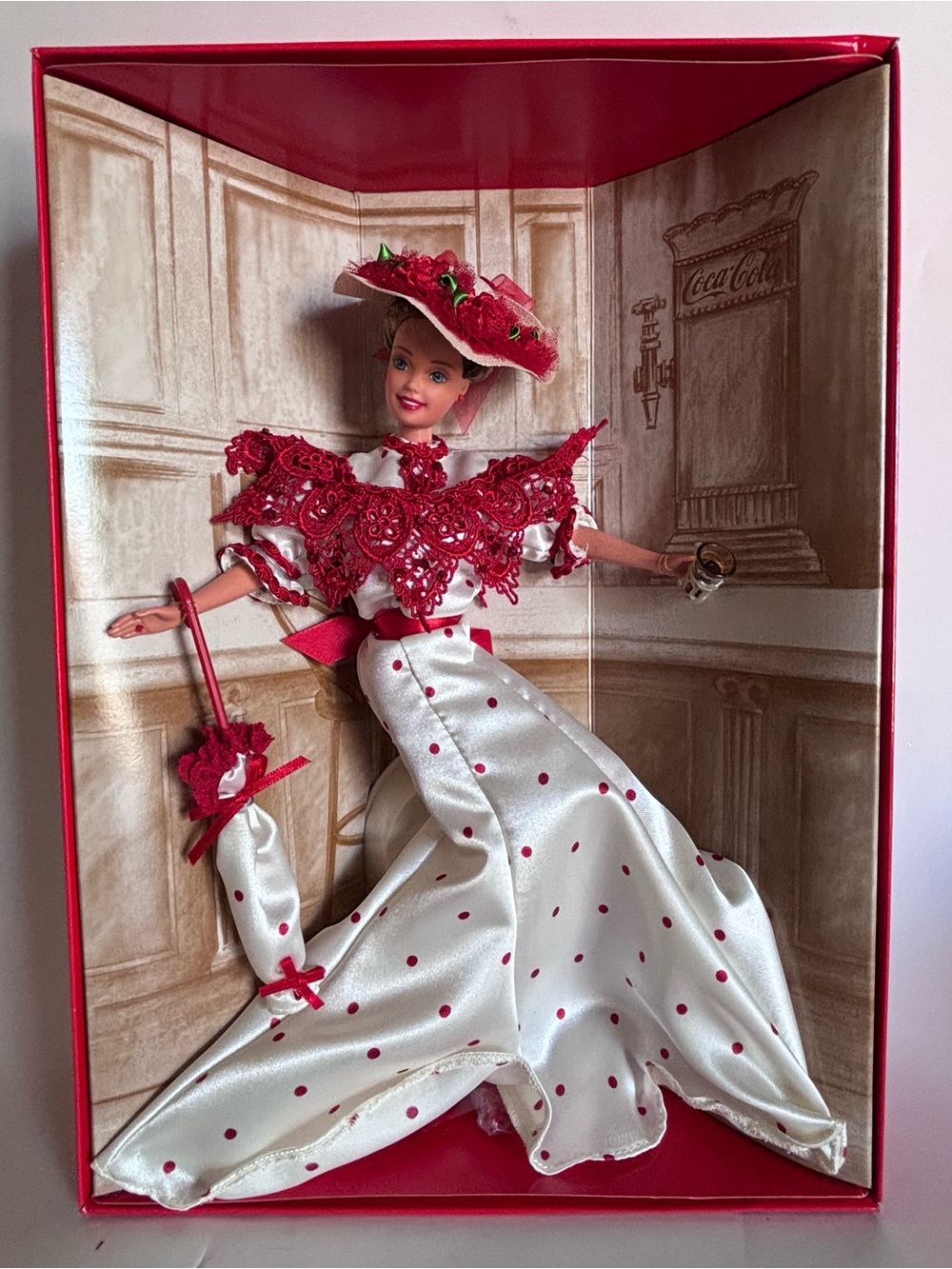 Phyllis McGuire Estate 1996 Coca-Cola Barbie Soda Fountain Sweetheart NIB 15762